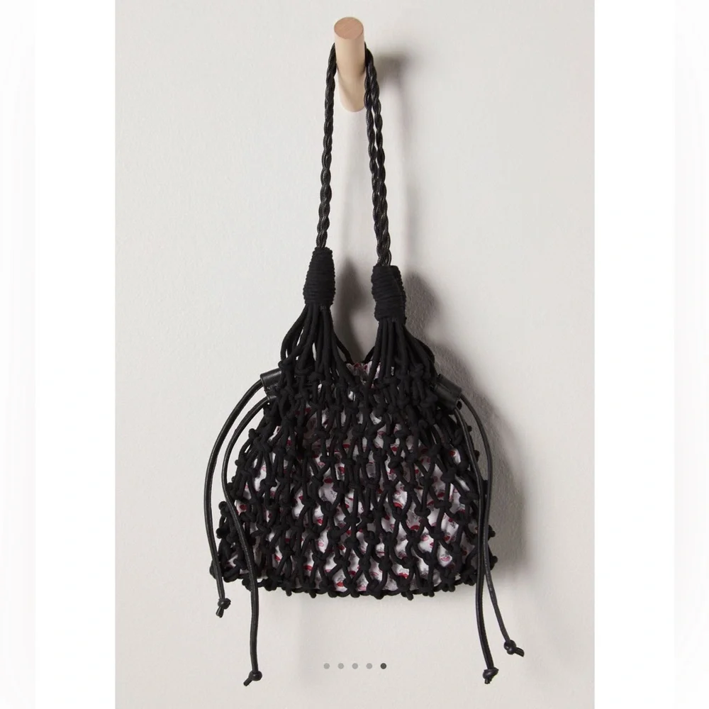 NWT FREE PEOPLE Daily Shoulder Bag Ash Black NEW Handbag Purse $58 Retail - Picture 1 of 6